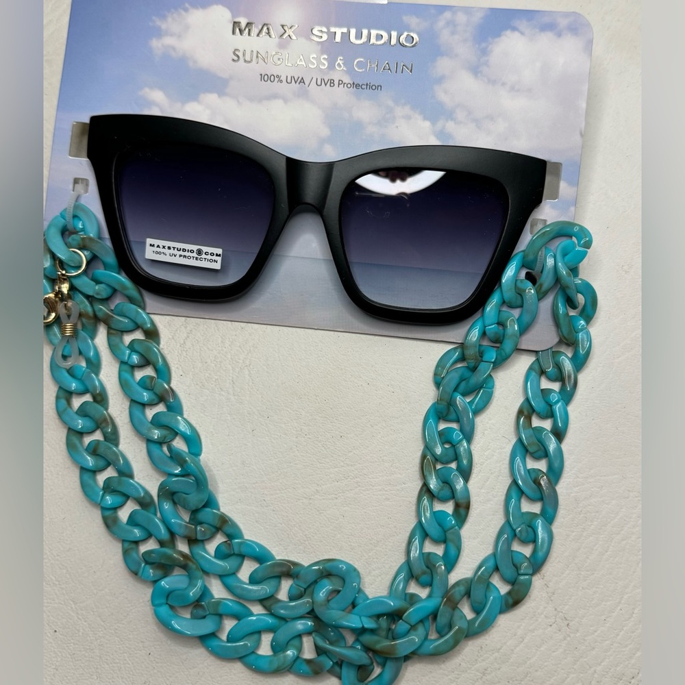 NWT Max Studio Cat eye glasses with chain